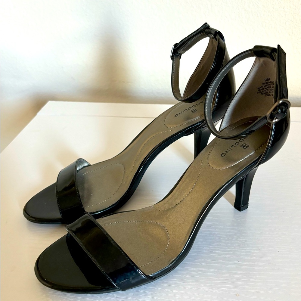 Bandolino Women's Madia Dress Sandal, Black Synthetic Patent, Size 9
